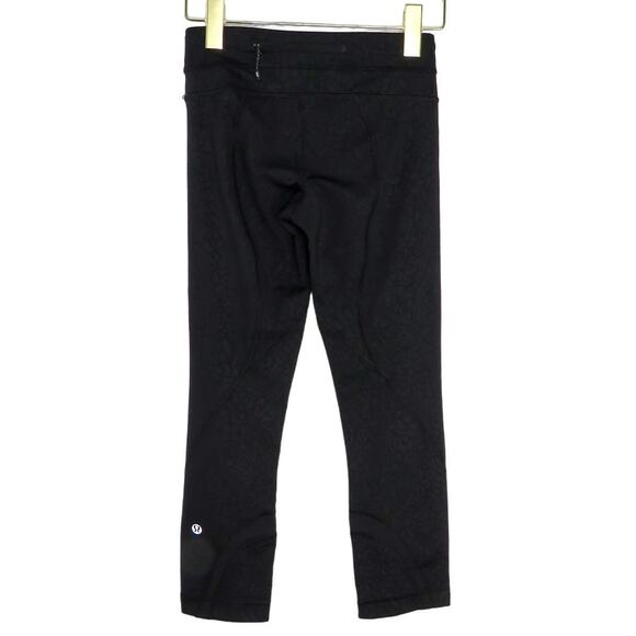 Lululemon Run Inspire Crop II Lululemon Black Cropped Leggings Floral Size 2 - Picture 4 of 11
